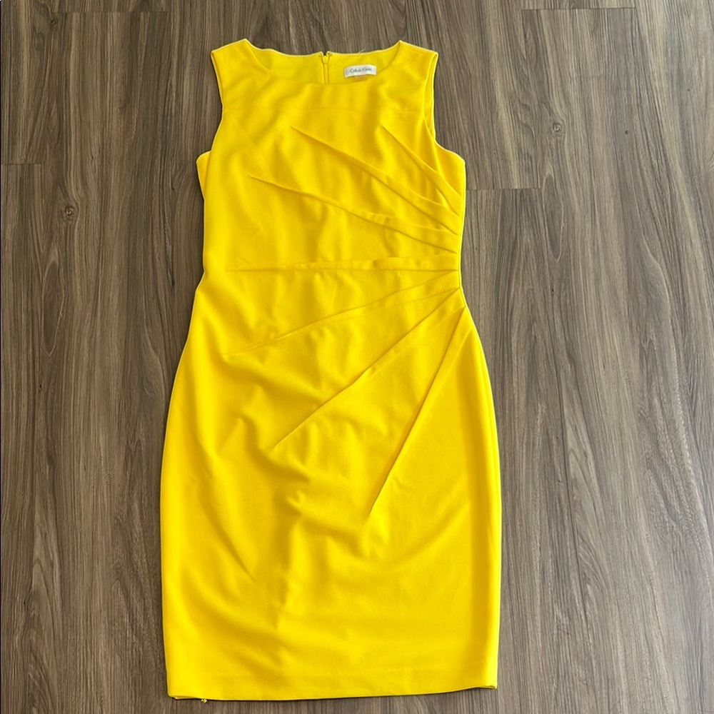 Calvin Klein size 6 Yellow Sleeveless Dress
